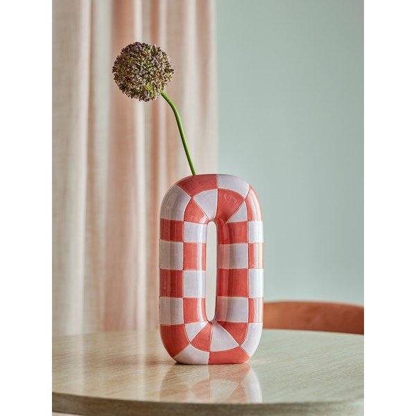 Rausvos spalvos/kreminės spalvos iš keramikos dažyta rankomis vaza (aukštis 32 cm) Mae – Bloomingville-image-1