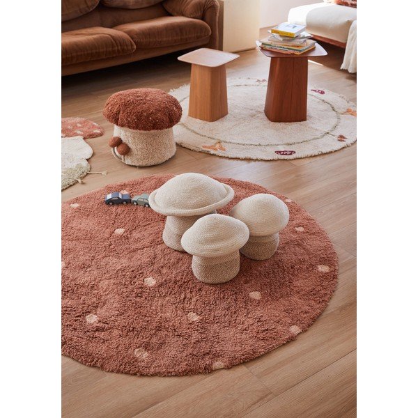 Skalbiamas/rankų darbo iš medvilnės vaikiškas kilimas raudonos plytų spalvos ø140 cm Round Dot Chestnut – Lorena Canals-image-4