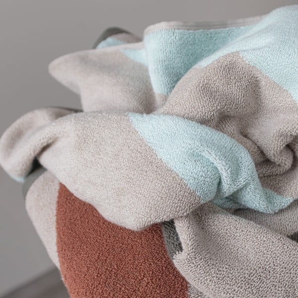 Iš frote audinio iš organiškos medvilnės vonios rankšluostis mėtų spalvos 70x133 cm Diagonal – Mette Ditmer Denmark-image-3