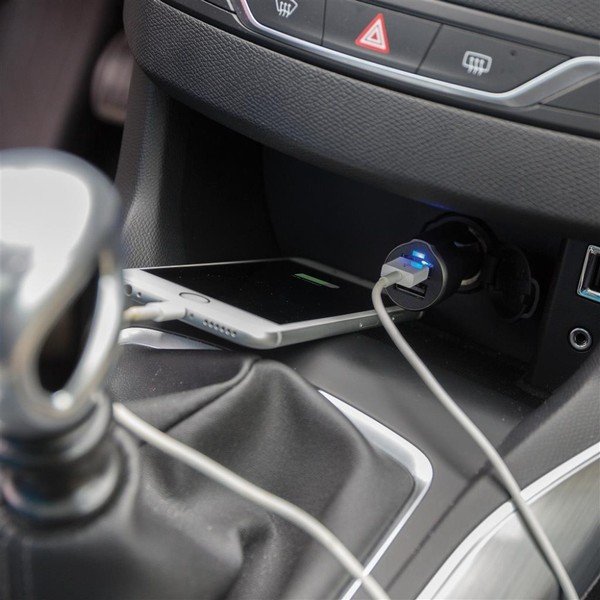 Automobilinis įkroviklis su 2 USB prievadais XD dizainas-image-1