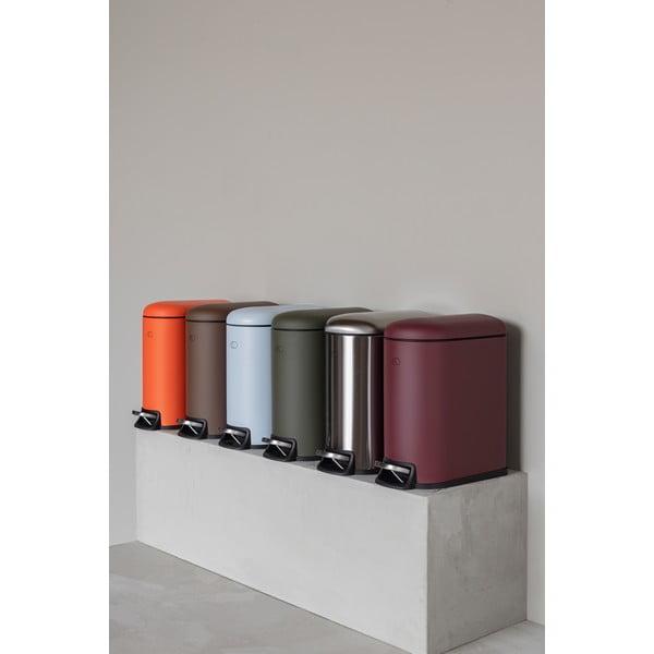 Tamsiai violetinės spalvos iš metalo šiukšliadėžė su pedalu 5 l Mini Walther – Mette Ditmer Denmark-image-2