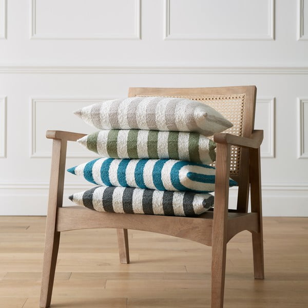 Dekoratyvinė pagalvėlė 45x45 cm Boucle Stripe – Catherine Lansfield-image-3