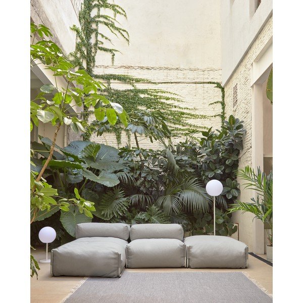 Pilkos spalvos sodo pufas Square – Kave Home-image-4