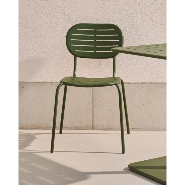 Tamsiai žalios spalvos metalinė sodo kėdė Brai – Kave Home-image-1