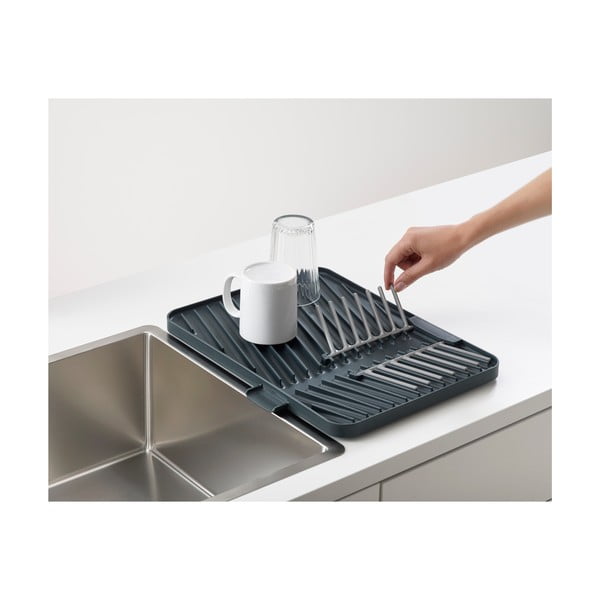 Juodas indų nulašėjimo padėklas Joseph Joseph Flin-Up-image-3