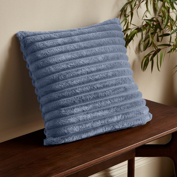 Iš mikropliušo dekoratyvinė pagalvėlė 45x45 cm Cosy Ribbed – Catherine Lansfield-image-1