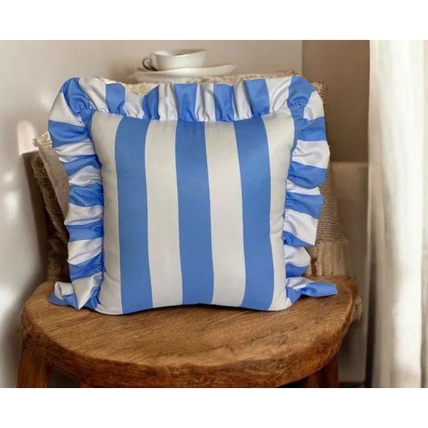 Dekoratyvinis pagalvės užvalkalas 45x45 cm Ruffled – Mila Home