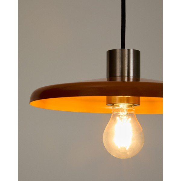Oranžinės spalvos kabantis šviestuvas su metaliniu gaubtu Nuvira – Kave Home-image-1