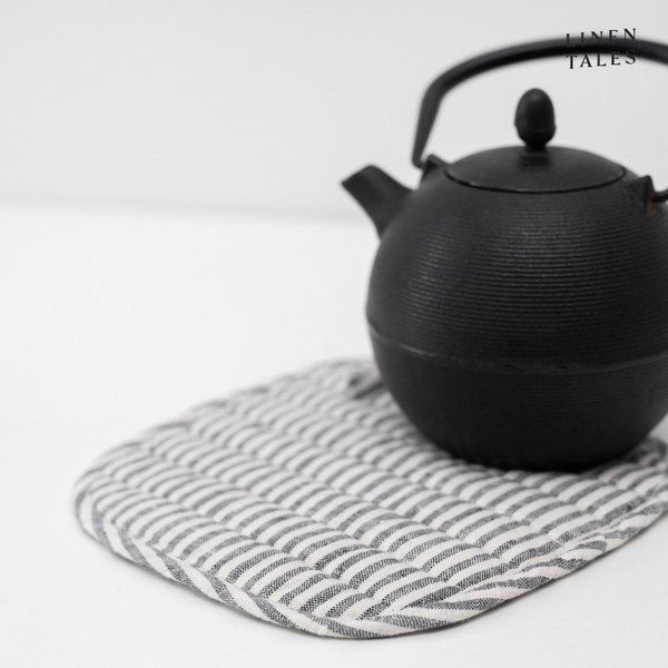 Orkaitės pirštinė iš lino Thin Black Stripes – Linen Tales-image-1