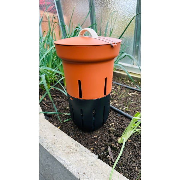 Terakotos spalvos komposto dėžė – Plastia-image-2