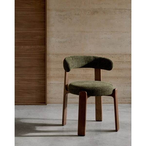 Khaki spalvos/rudos spalvos iš uosio masyvo valgomojo kėdė Granite – Kave Home-image-1