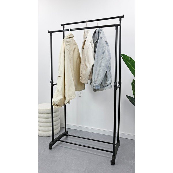 Juodos spalvos iš metalo su ratukais drabužių kabykla 80x160x42 cm Roald – Yes Everyday-image-1