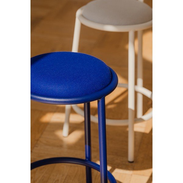 Mėlynos spalvos iš metalo baro taburetė (sėdynės aukštis 68 cm) Hogo – noo.ma-image-2
