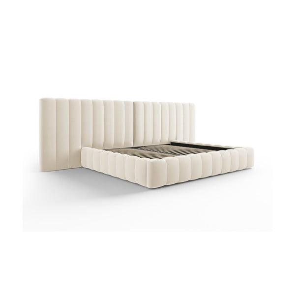 Dvigulė lova smėlio spalvos audiniu dengta su sandėliavimo vieta su lovos grotelėmis 200x200 cm Gina – Milo Casa