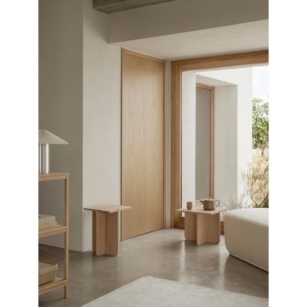Iš ąžuolo masyvo šoninis stalas 45x45 cm Engawa – Blomus-image-3