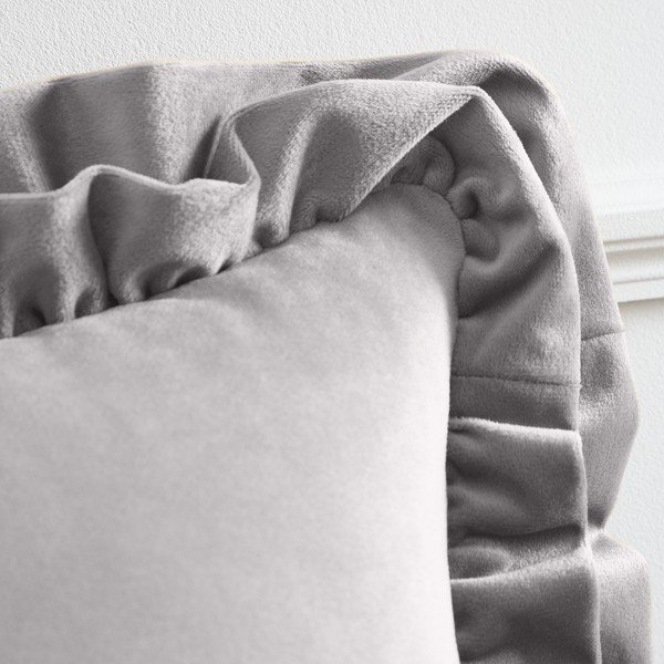 Iš velveto dekoratyvinė pagalvėlė 43x43 cm Velvet Double Frill – Catherine Lansfield-image-2