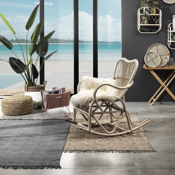 Iš medžio žurnalų lentyna Galla – Tomasucci-image-1