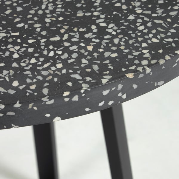 Juodas sodo stalas su akmeniniu stalviršiu Kave Home Tella, skersmuo 70 cm-image-2