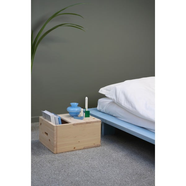 Iš pušies masyvo naktinis staliukas natūralios spalvos Grab It – Karup Design-image-4