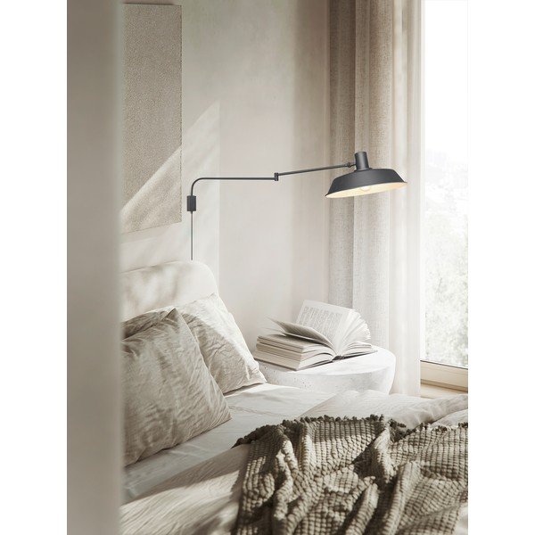 Matinės juodos spalvos sieninė lempa su sulankstoma konstrukcija su kištuku ø 35,5 cm Bolder – Trio-image-1