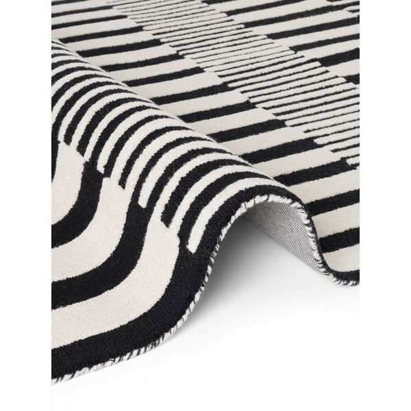 Rankų darbo juodos ir baltos spalvos iš vilnos kilimas 120x180 cm Stryve Pulse – Elle Decoration-image-4