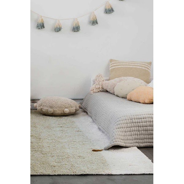 Iš medvilnės kilimas šviesiai žalios spalvos 120x160 cm Gelato Green – Lorena Canals-image-1