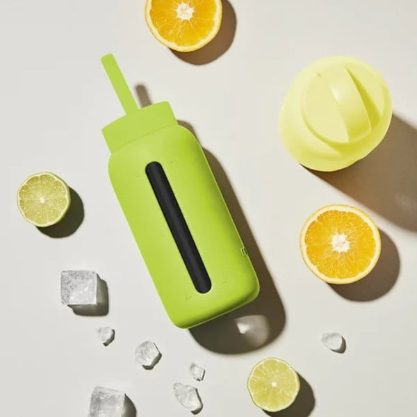 Iš silikono šiaudelis su valymo įrankiu/su dangteliu Electric Lime – Muuki-image-1