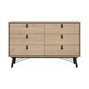 Žema šoninė spintelė natūralios spalvos iš ąžuolo 153x95 cm Ry – Tvilum