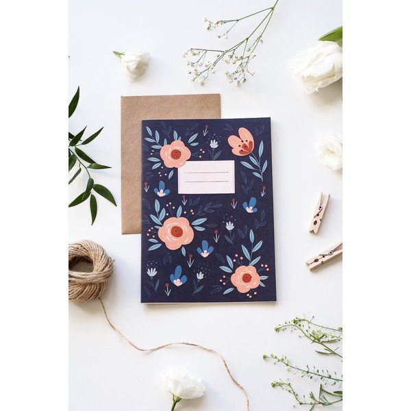 Užrašinė be linijų, pagaminta iš perdirbto popieriaus, A5 formato Květiny Printintin, 60 lapų-image-1