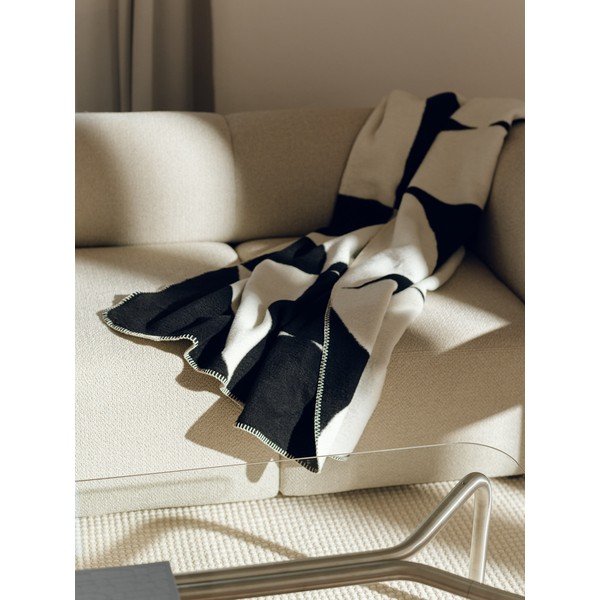 Juodos spalvos/kreminės spalvos antklodė ir pledas 150x200 cm Tul – noo.ma-image-1