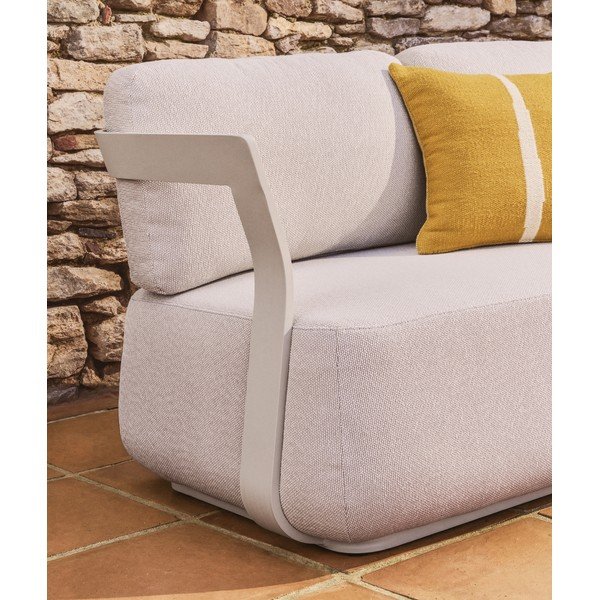 Smėlio spalvos iš audinio sodo sofa Tamaris – Kave Home-image-1