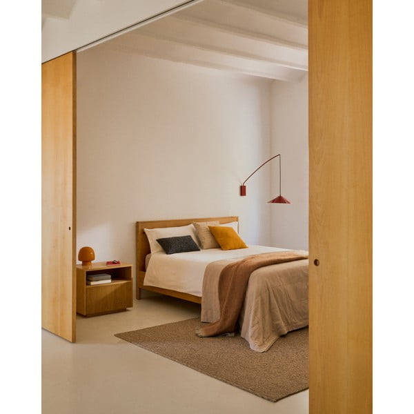 Natūralios spalvos naktinis staliukas iš ąžuolo Helvine – Kave Home-image-2