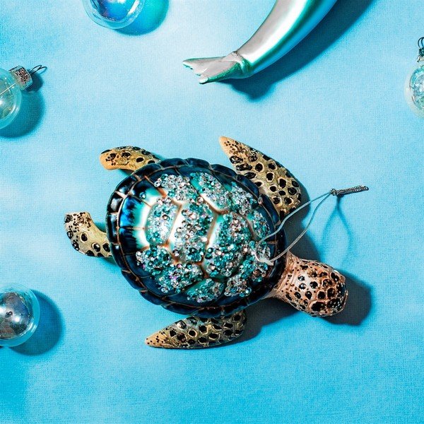 Rankų darbo eglutės papuošimas 4 cm Turtle – Sass & Belle-image-1