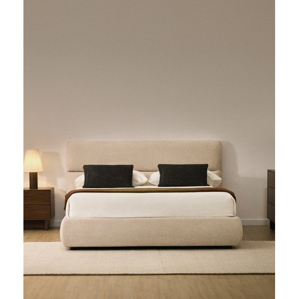 Smėlio spalvos iš šenilino dvigulė lova audiniu dengta su sandėliavimo vieta su lovos grotelėmis 160x200 cm Dafra – Kave Home-image-1