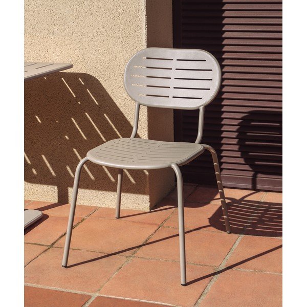Taupe spalvos metalinė sodo kėdė Brai – Kave Home-image-1