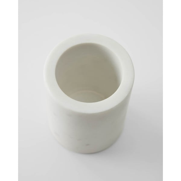 Baltos spalvos iš marmuro dantų šepetėlio indas Elenei – Kave Home-image-3
