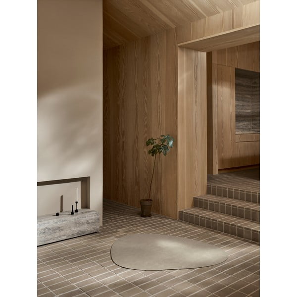 Pilkai smėlinės spalvos oda 92x108 cm Curve XXXL Bull – LIND DNA-image-1