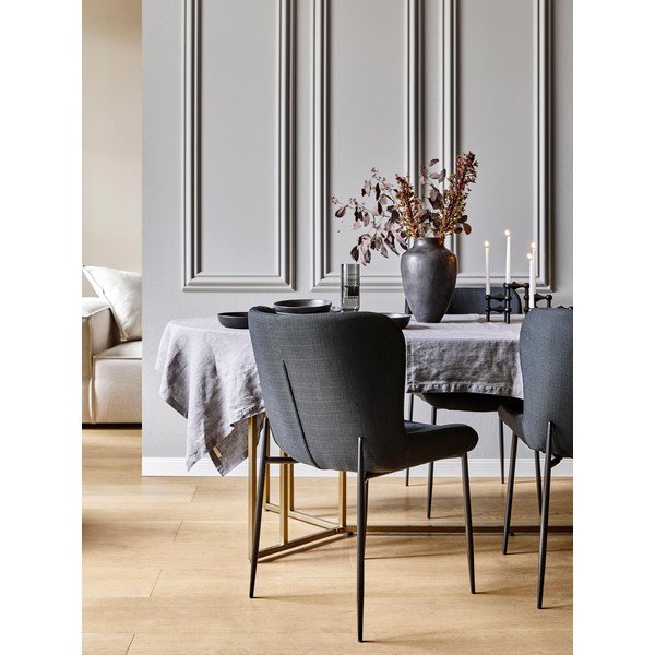 Juoda minkšta kėdė su aksominiu paviršiumi Westwing Collection Tess-image-1
