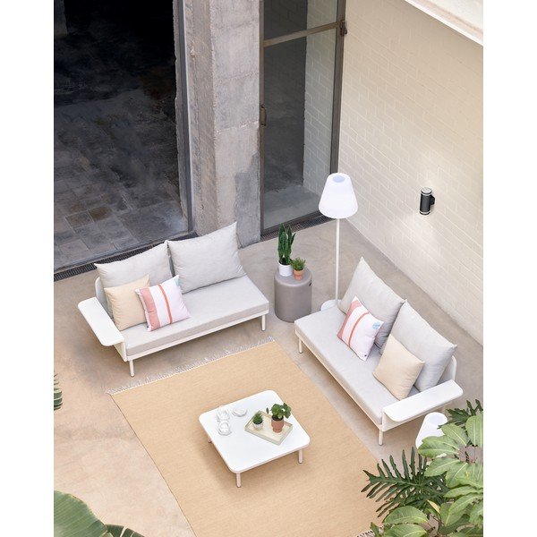 Balta aliuminio sodo kampinė sofa su stalu Kave Home Zaltana-image-4