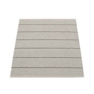 Pilkos spalvos lauko ir vidaus kilimas 70x90 cm Carl Warm Grey – Pappelina