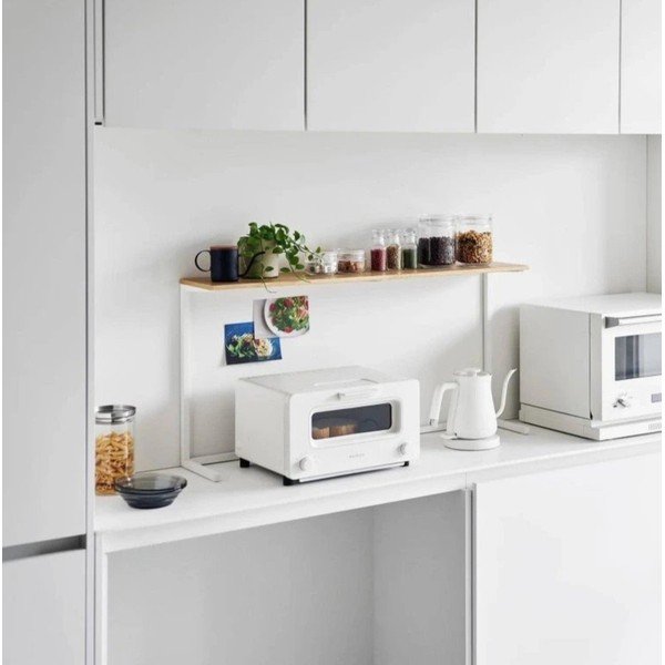 Baltos spalvos/natūralios spalvos iš medienos papildoma virtuvės lentyna 90x18 cm Tower – YAMAZAKI-image-1