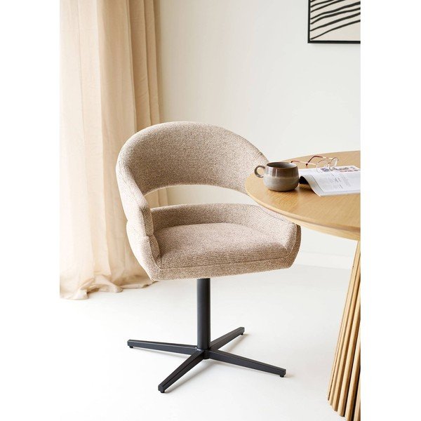 Smėlio spalvos iš audinio valgomojo kėdė su porankiais Dover – House Nordic-image-1