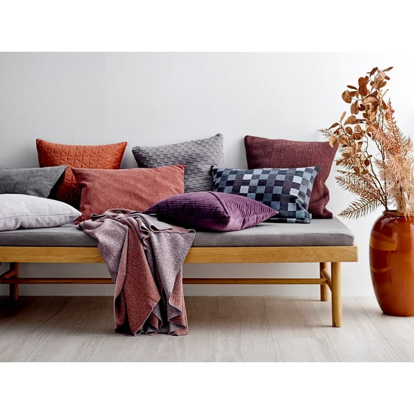 Raudona ir oranžinė medvilninė pagalvė Södahl Elsa, 50 x 50 cm-image-2