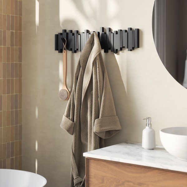 Juodos spalvos iš plastiko sieninė lentyna 72 cm Sticks – Umbra-image-2