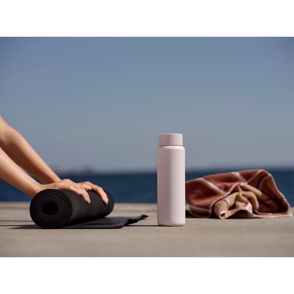 Šviesiai rožinės spalvos iš nerūdijančio plieno termo puodelis 650 ml Singles – Zone-image-2