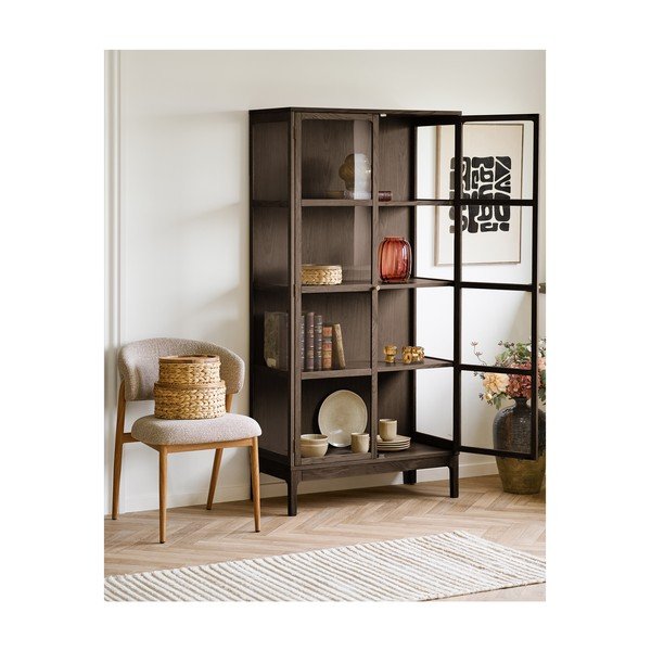 Tamsiai rudos spalvos vitrina iš ąžuolo 90x180x40 cm Zamora – House Nordic-image-1