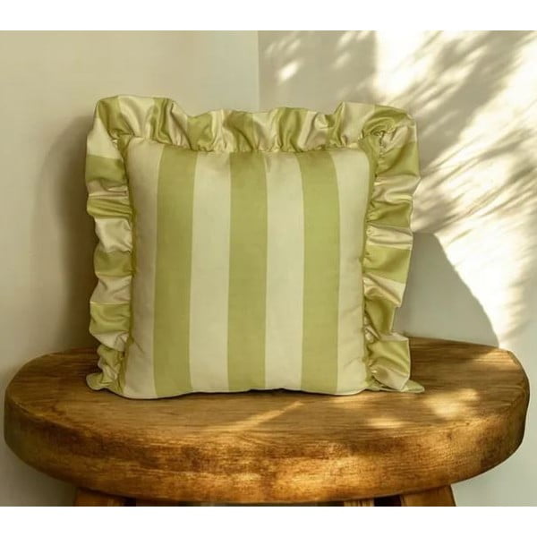 Dekoratyvinis pagalvės užvalkalas 45x45 cm Ruffled – Mila Home