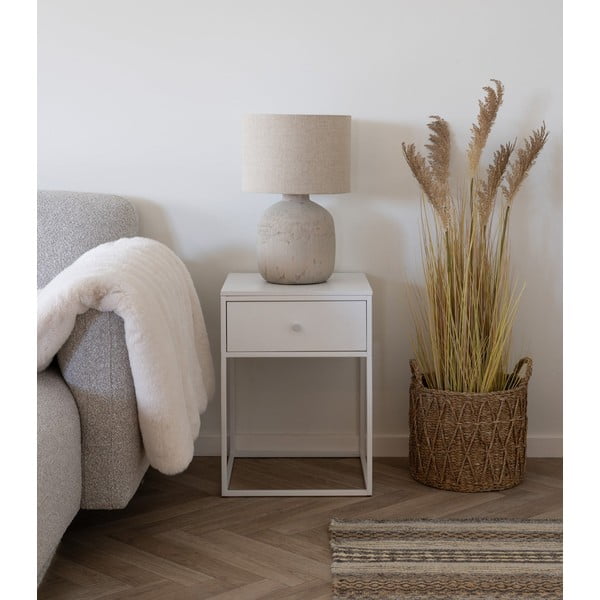 Baltos spalvos naktinis staliukas Vita – House Nordic-image-1