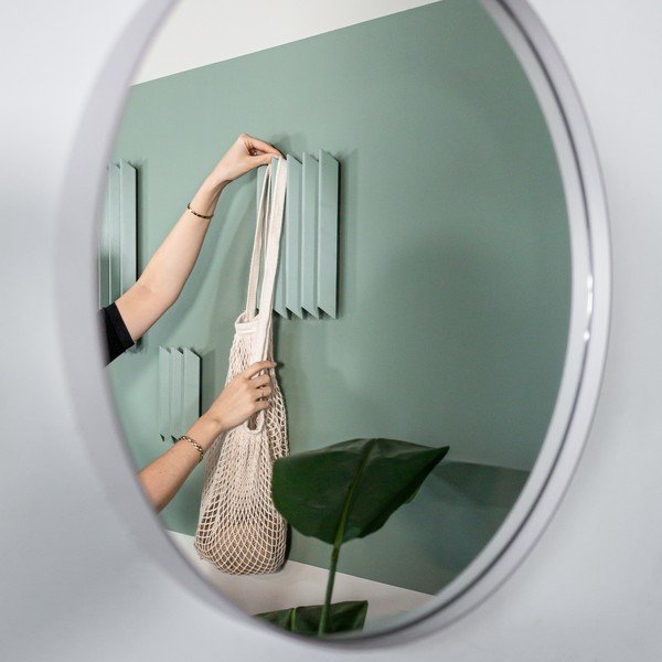 Pilkai žalios spalvos iš metalo sieninė lentyna 21 cm Sensu – Spinder Design-image-4