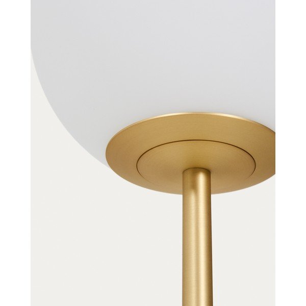 Baltos spalvos/auksinės spalvos pastatomas šviestuvas (aukštis 155 cm) su stiklo gaubtu Brisia – Kave Home-image-3
